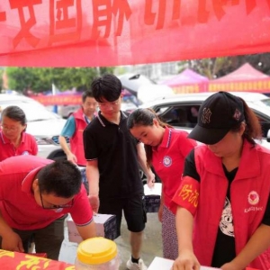 心系防汛，慰问暖心——巢湖市新华学校慰问防汛抗洪一线人员