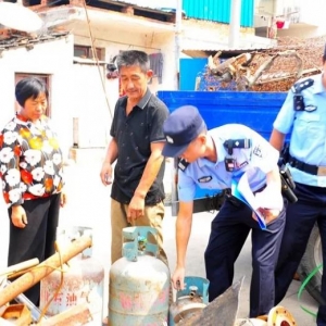 民警追踪异常气味之源 及时消除一重大安全隐患