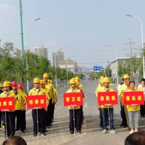 “天然气管道泄漏啦！”一声大喊，巢湖特种设备应急演练开始…